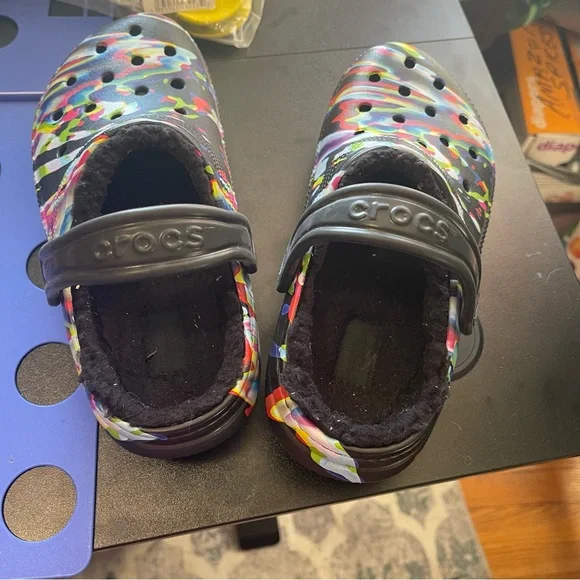 Crocs  men 4. Women. 6 - Picture 7 of 14